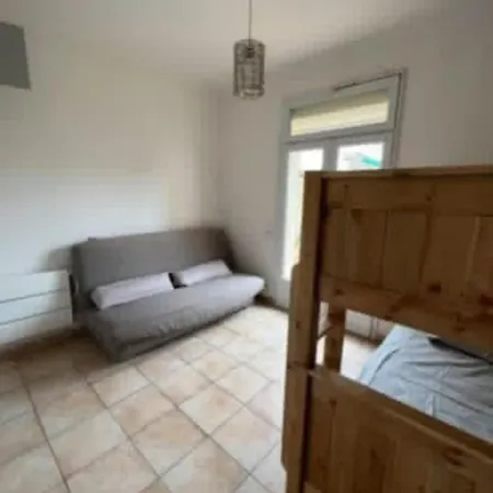 Apartment Spacious Nest In The Heart Of
